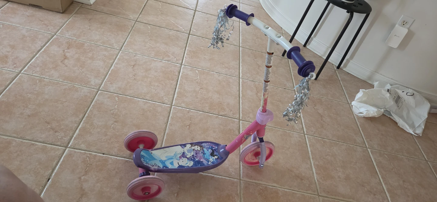 Disney Frozen 3-Wheel Scooter - photo 3