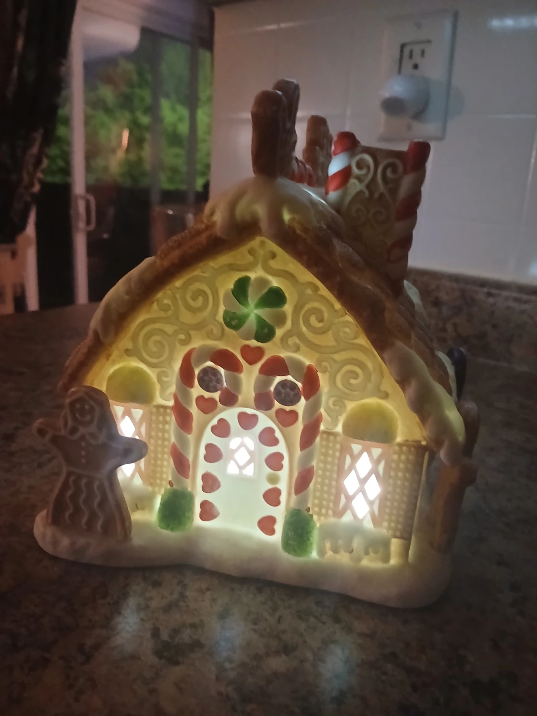 Ceramic Light-Up Gingerbread House Christmas Decor - photo 5