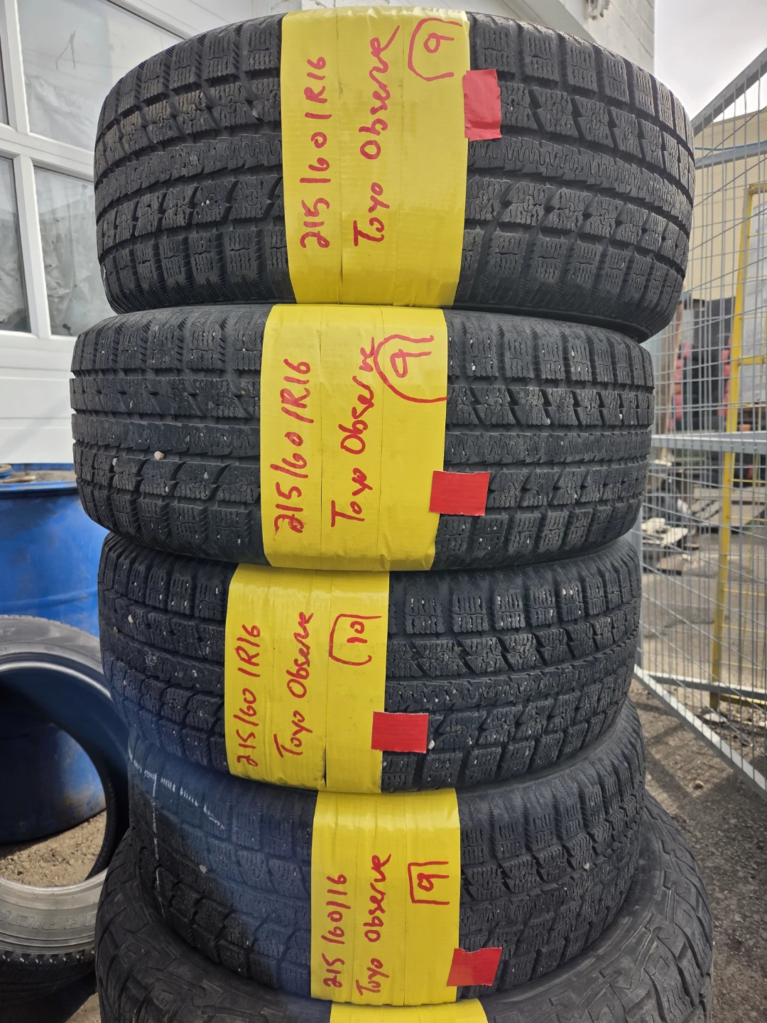 Set of 4 Toyo Observe 215/60R16 Winter Tires