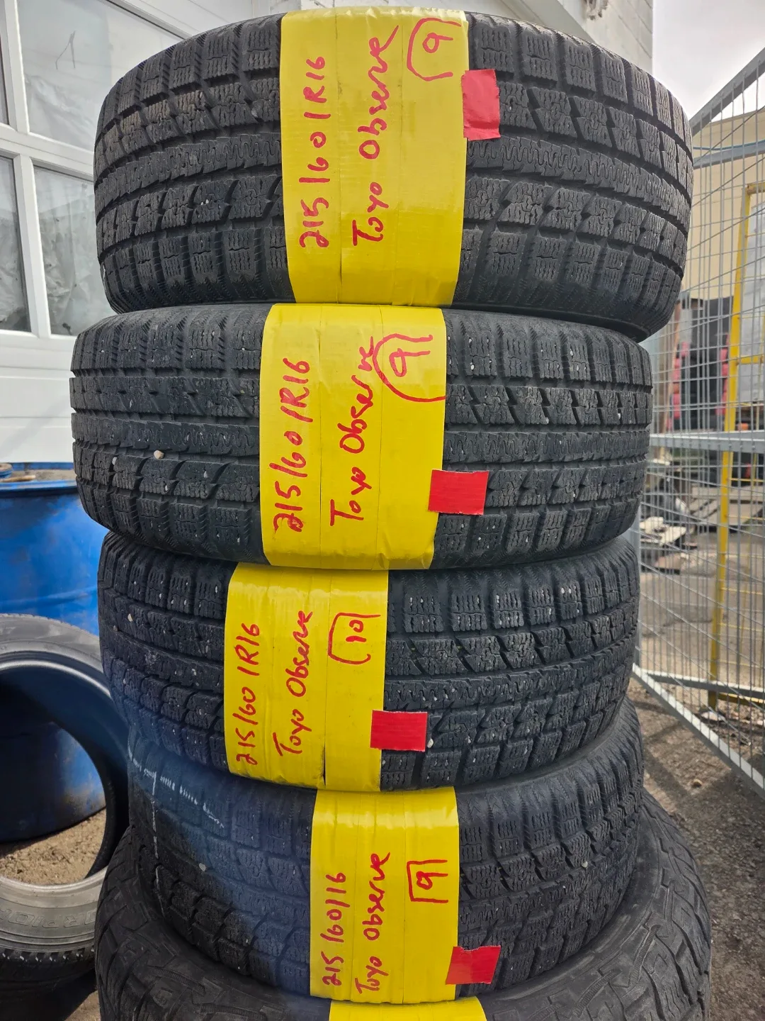 Set of 4 Toyo Observe 215/60R16 Winter Tires