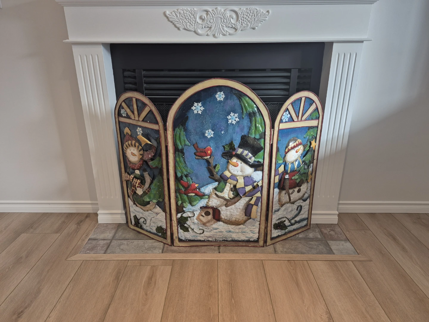 3-Panel Snowman Fireplace Screen