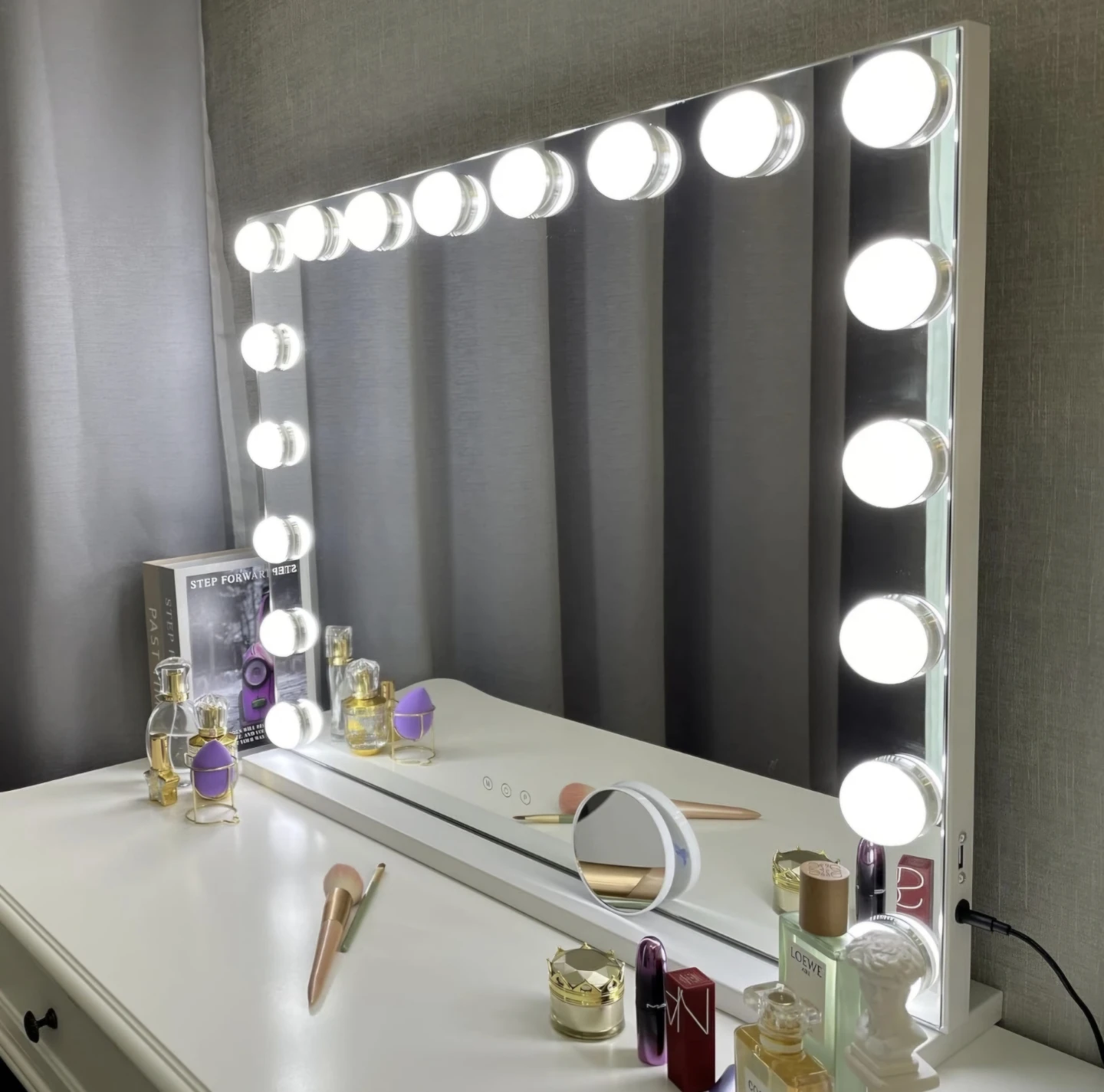 BRAND NEW Hollywood LED Vanity Mirrors