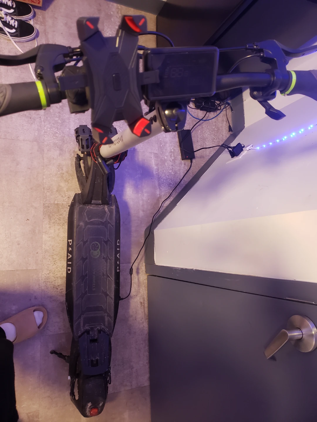 PLAID Electric Scooter - photo 3