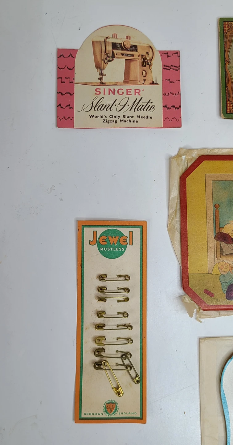 Antique Needle Book Collection / Sewing Antiques - photo 3