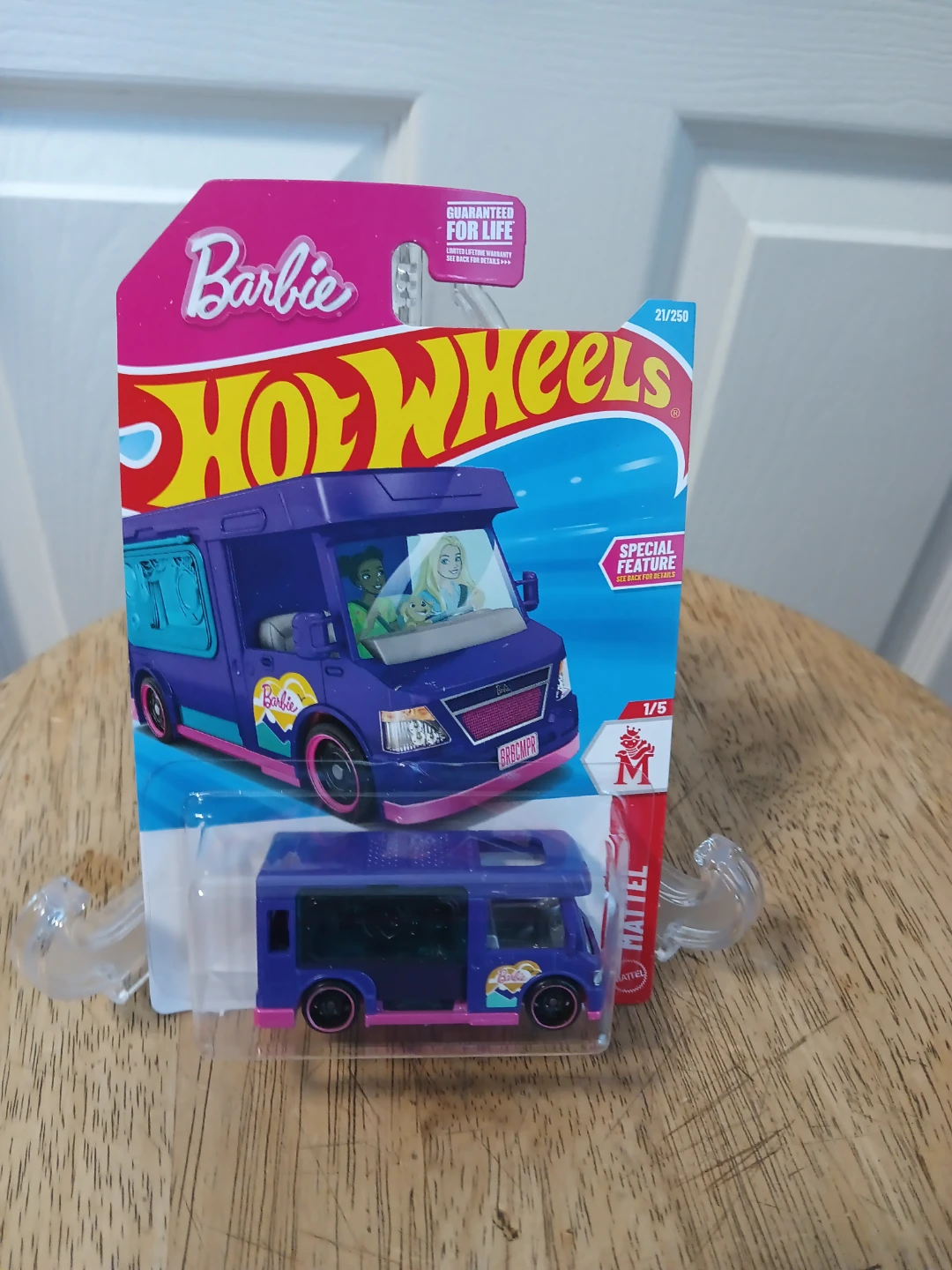 Hot Wheels Barbie Dream Camper Van