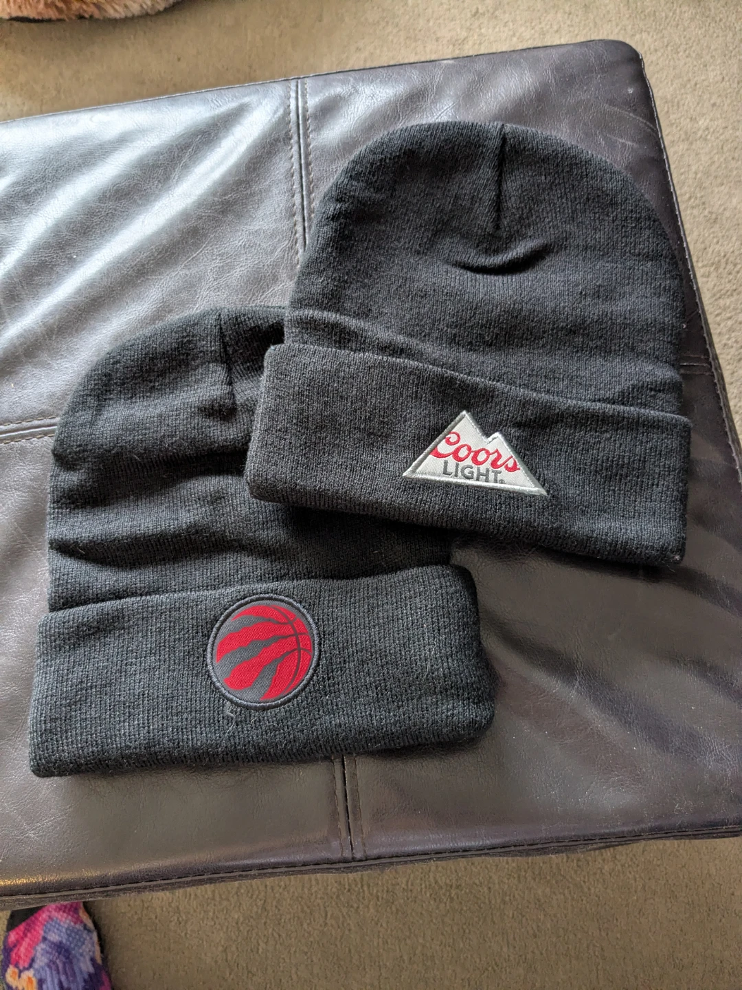 Toronto Raptors & Coors Light Toques and Gloves