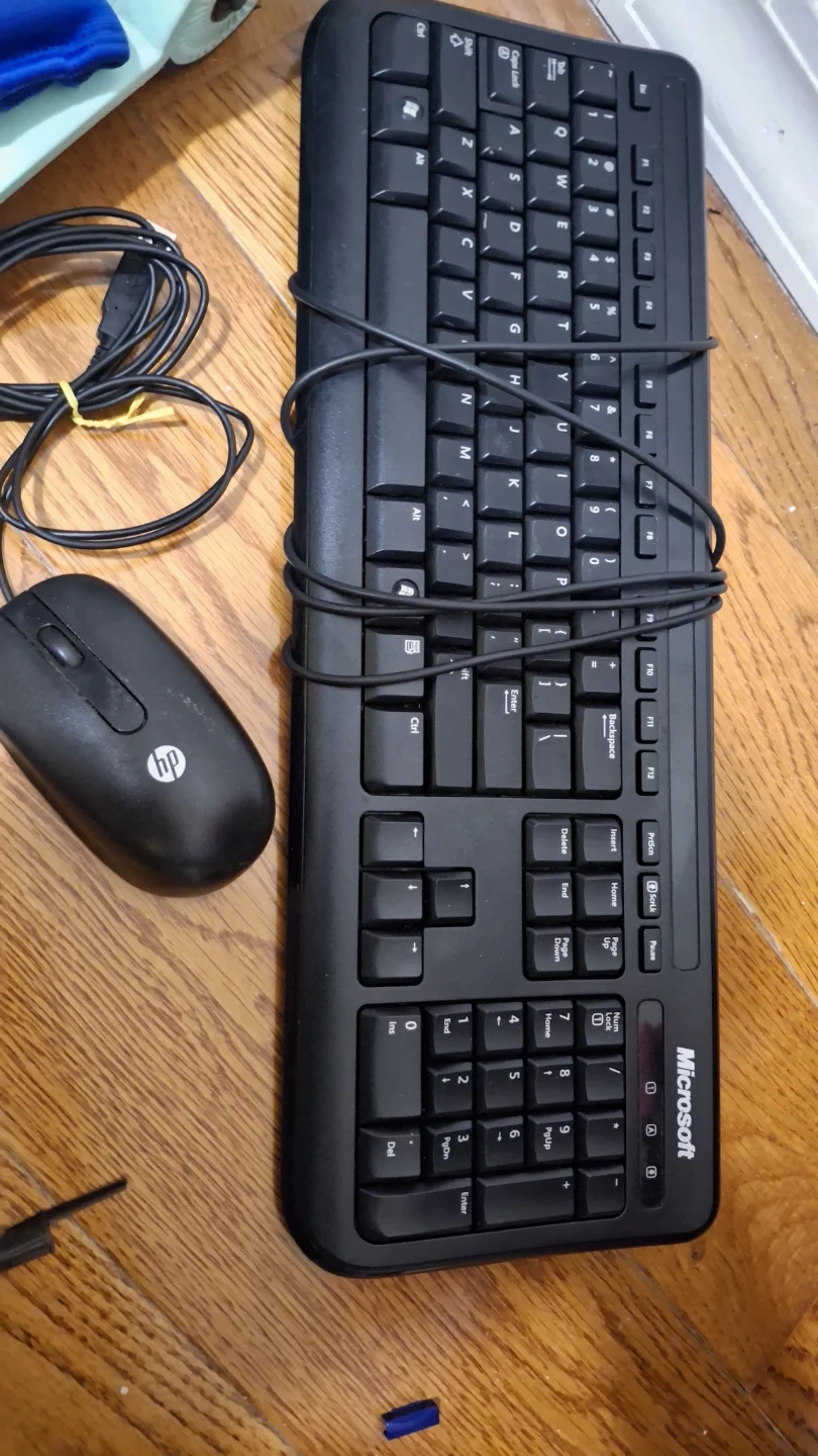 Microsoft Keyboard and HP Mouse Set