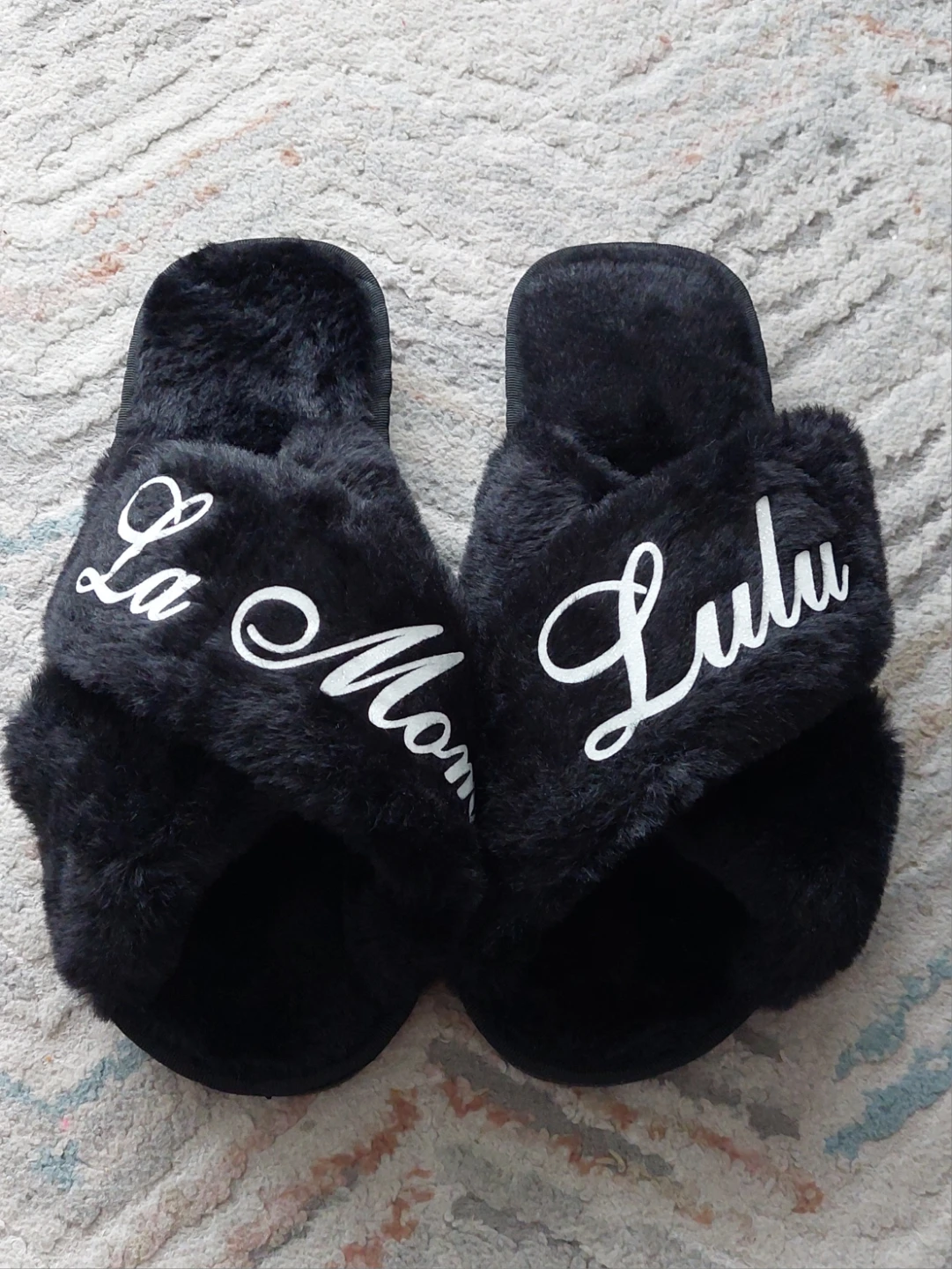 Black Fuzzy Slippers La Mom Lulu Size 40-41