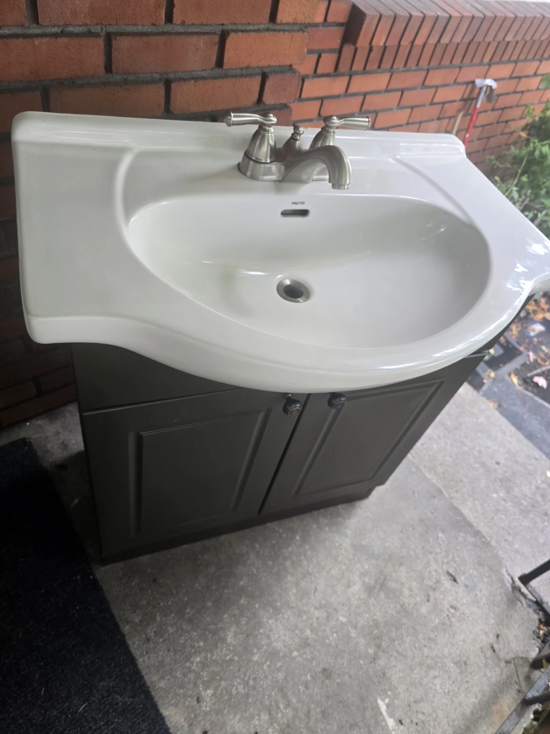 FACTO White Pedestal Sink with Vanity Cabinet - photo 2