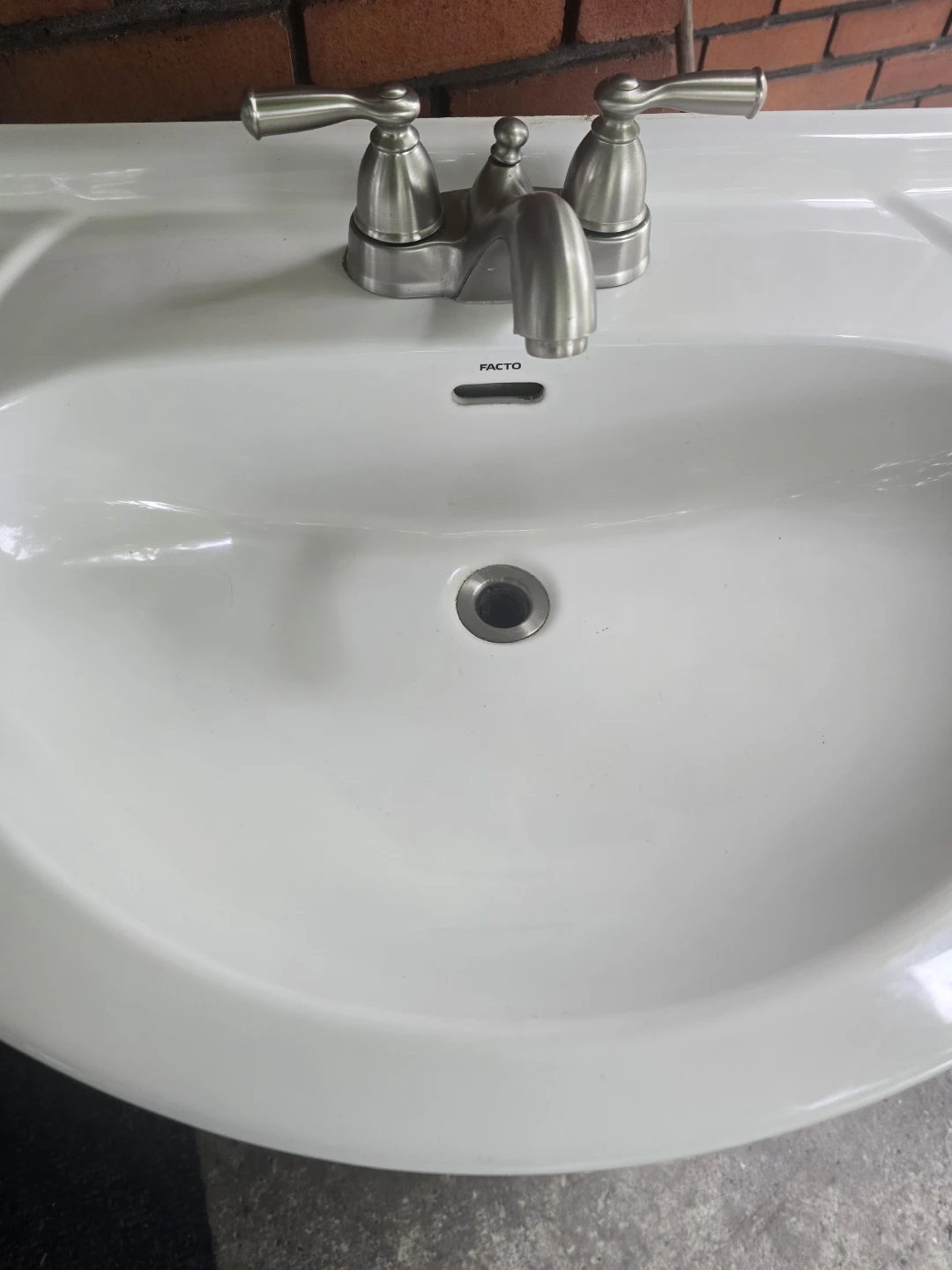 FACTO White Pedestal Sink with Vanity Cabinet - photo 4