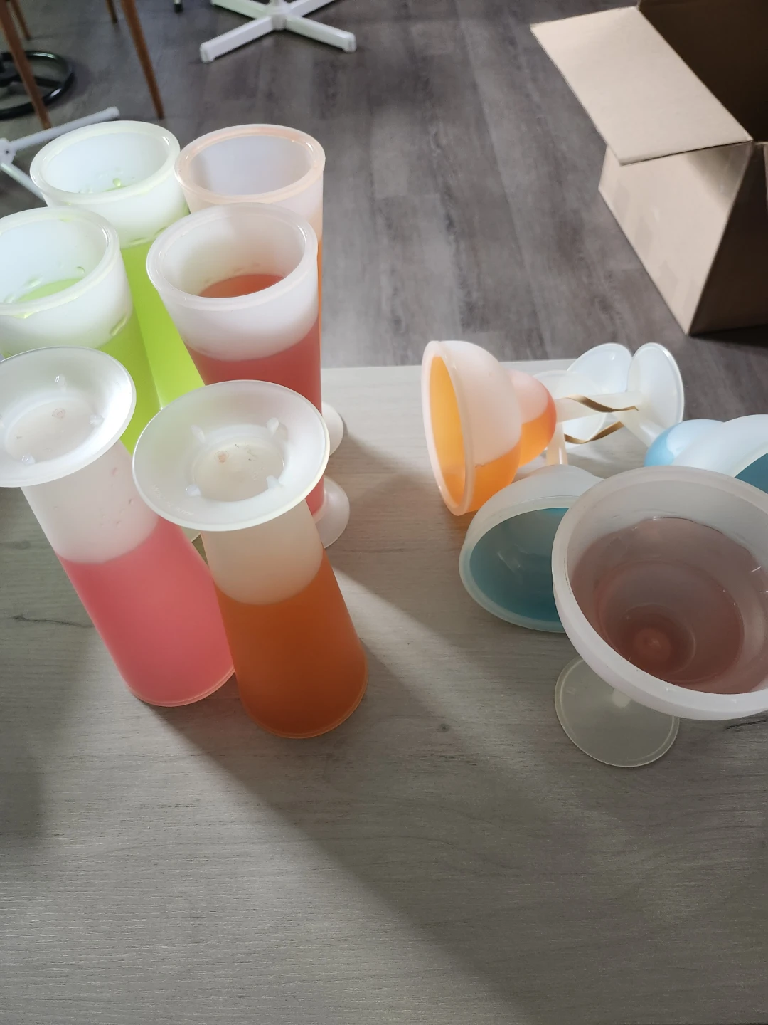 Double walled plastic novelty drinking glasses - photo 4