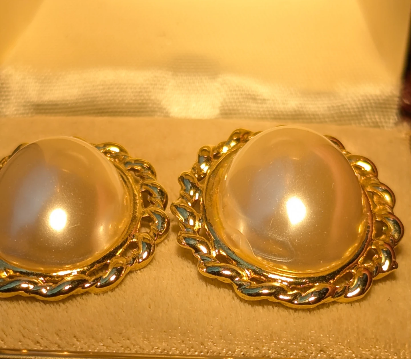 Gold Tone Faux Pearl Oval Earrings - photo 5