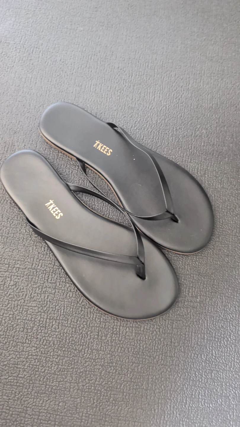 Tkees Vegan Leather Flip Flops - Black, Size 9