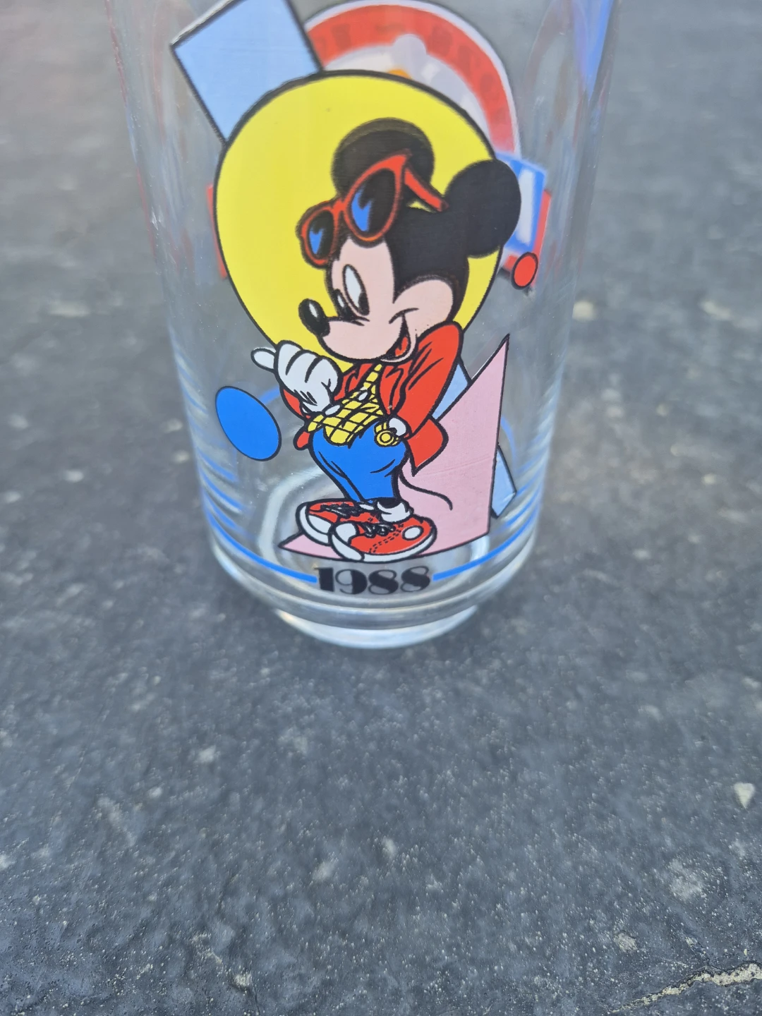 Mickey Mouse 1988 Commemorative Glass - photo 2