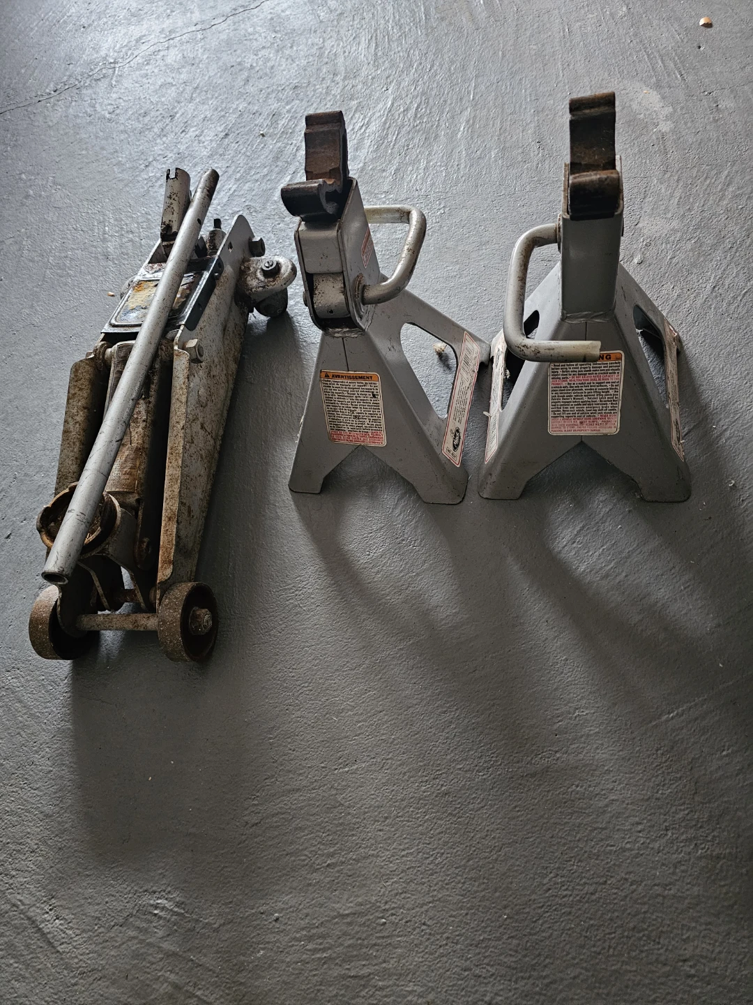 Hydraulic Floor Jack and Jack Stands Set