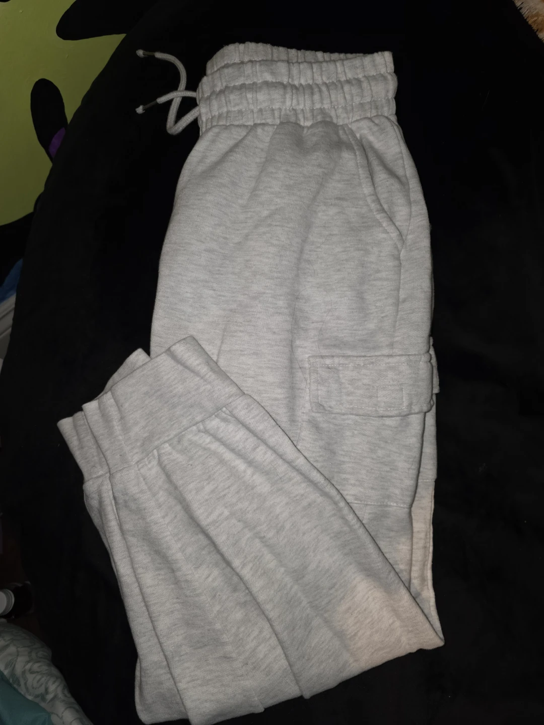2 pairs of women's  Joggers - photo 4