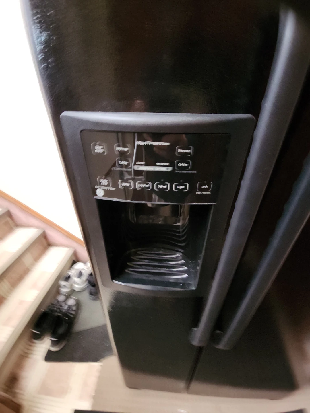 GE Side-by-Side Refrigerator - photo 2