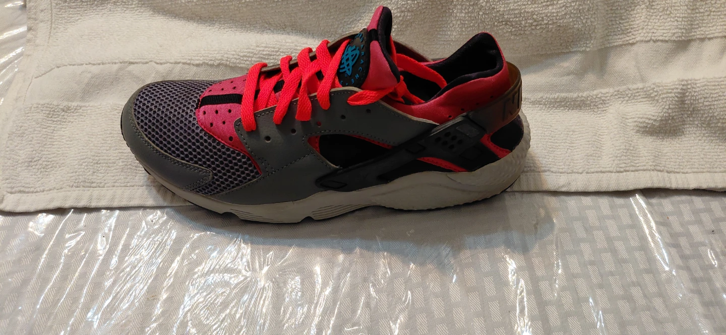 Nike Air Huarache Running Shoes - photo 2