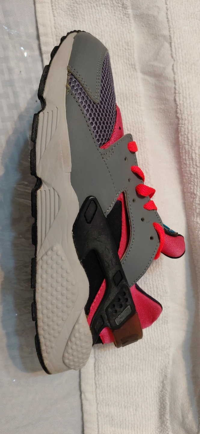 Nike Air Huarache Running Shoes - photo 3