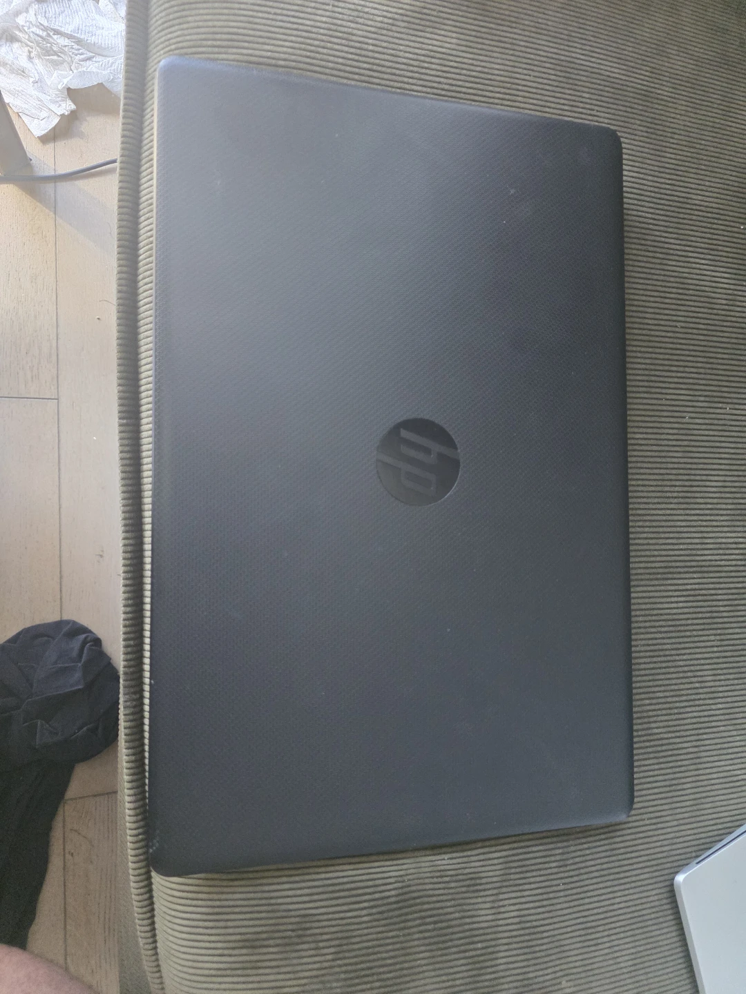 HP Laptop 17 inches - photo 2