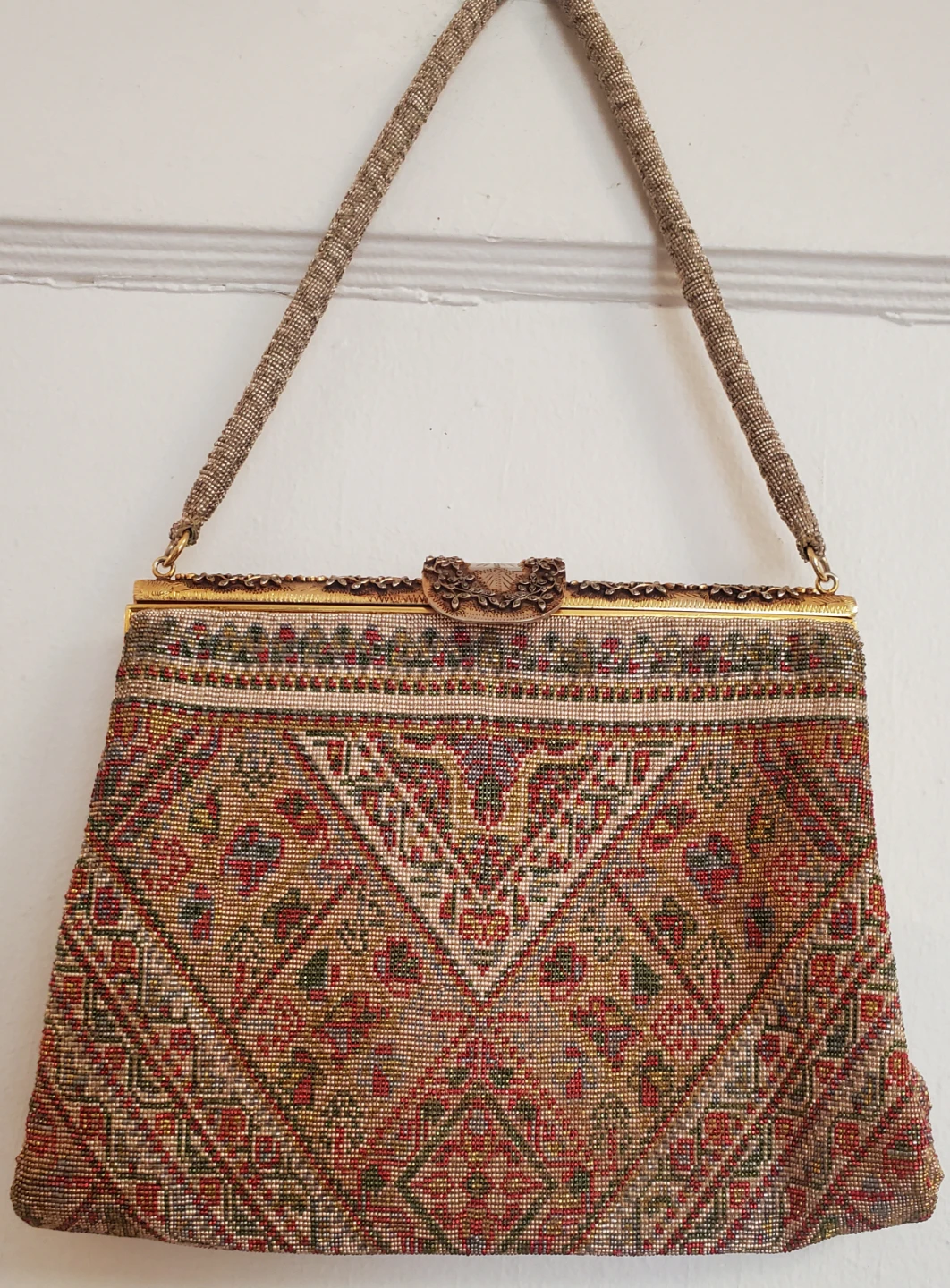 Vintage Beaded Handbag with Ornate Clasp
