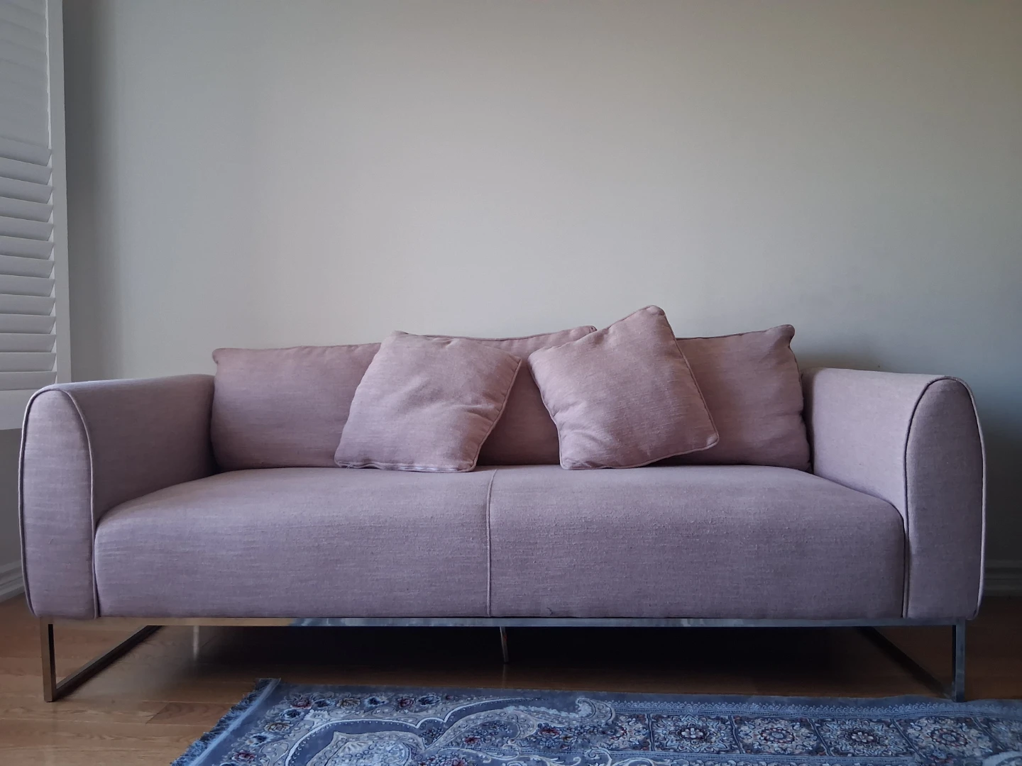 Light Pink Sofa with Pillows - photo 2