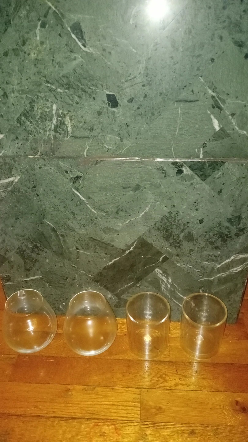 4 Vintage Cups