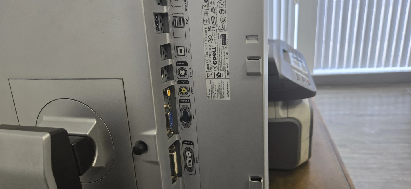 Dell 2007FPB LCD Monitor - photo 5