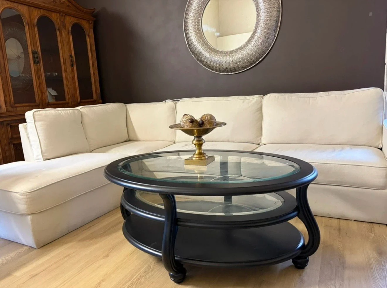 Black oval coffee table with glass top (Brand new condition)
