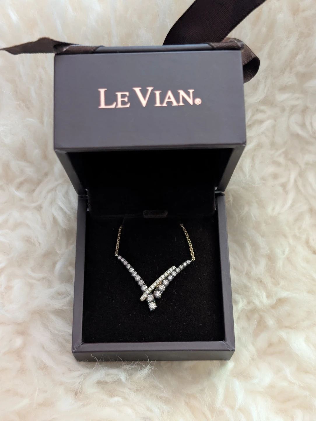 Le Vian Diamond V-Necklace with Box