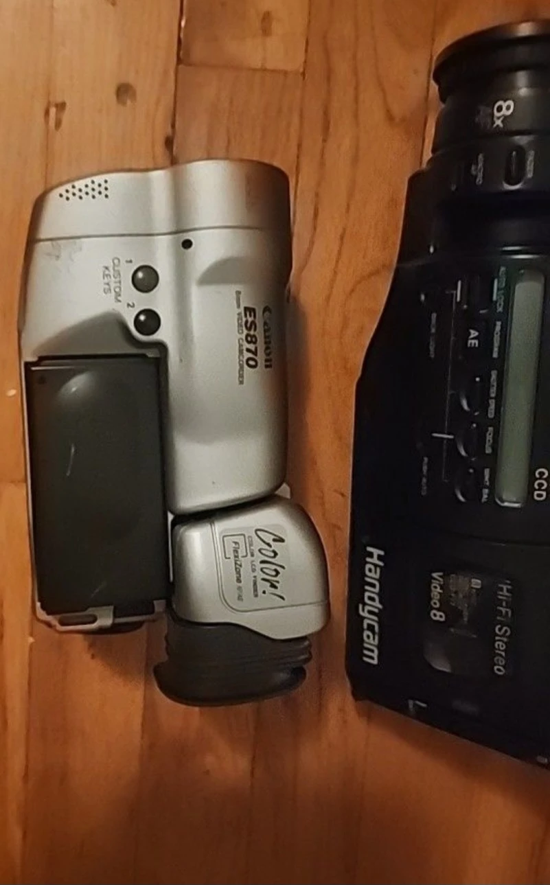 FOR PARTS ONLY Sony Handycam Video Camcorder & Canon
