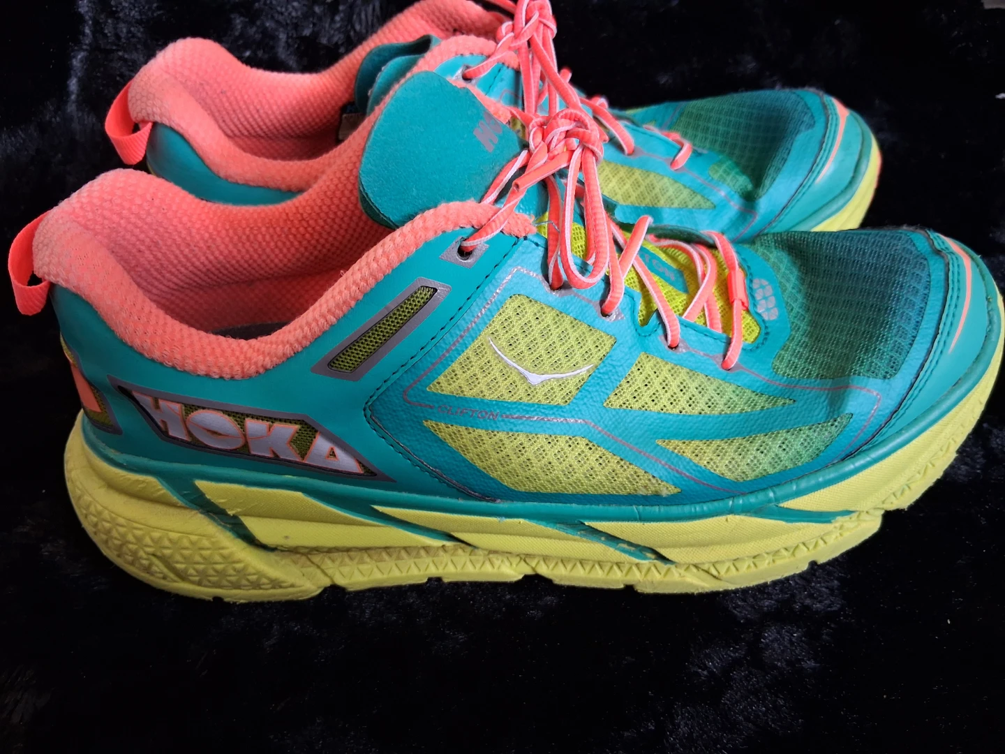 Hoka Running Shoes Size us 9