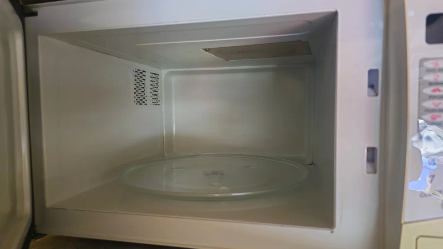 Simplicity Microwave Oven - photo 2