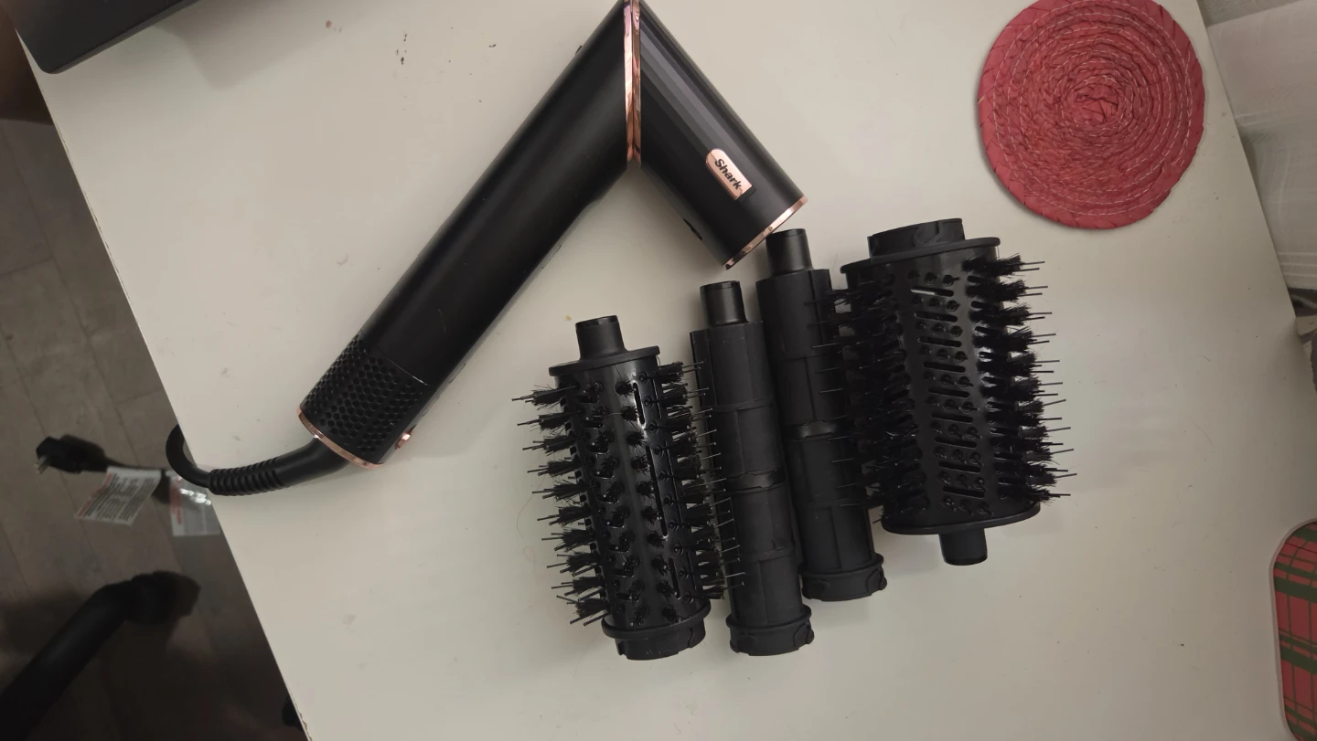 Black and pink Shark FlexStyle Air Styling & Drying System