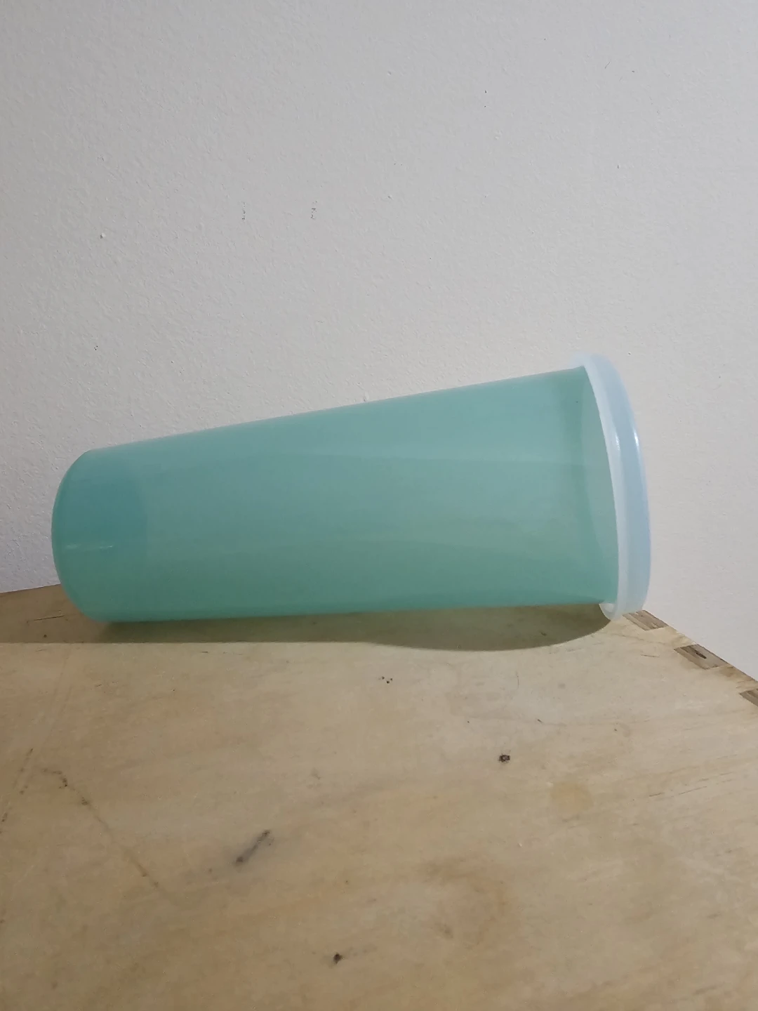 Original Tupperware 16 oz Tumbler - photo 2