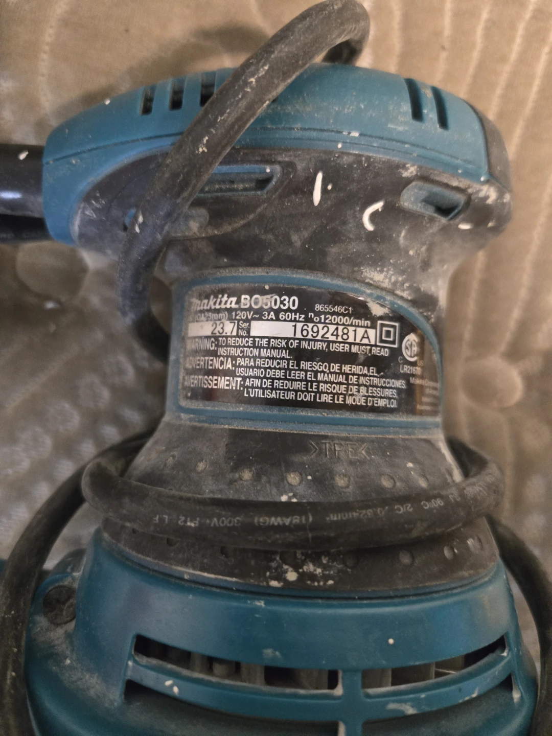 Makita BO5030 Random Orbit Sander