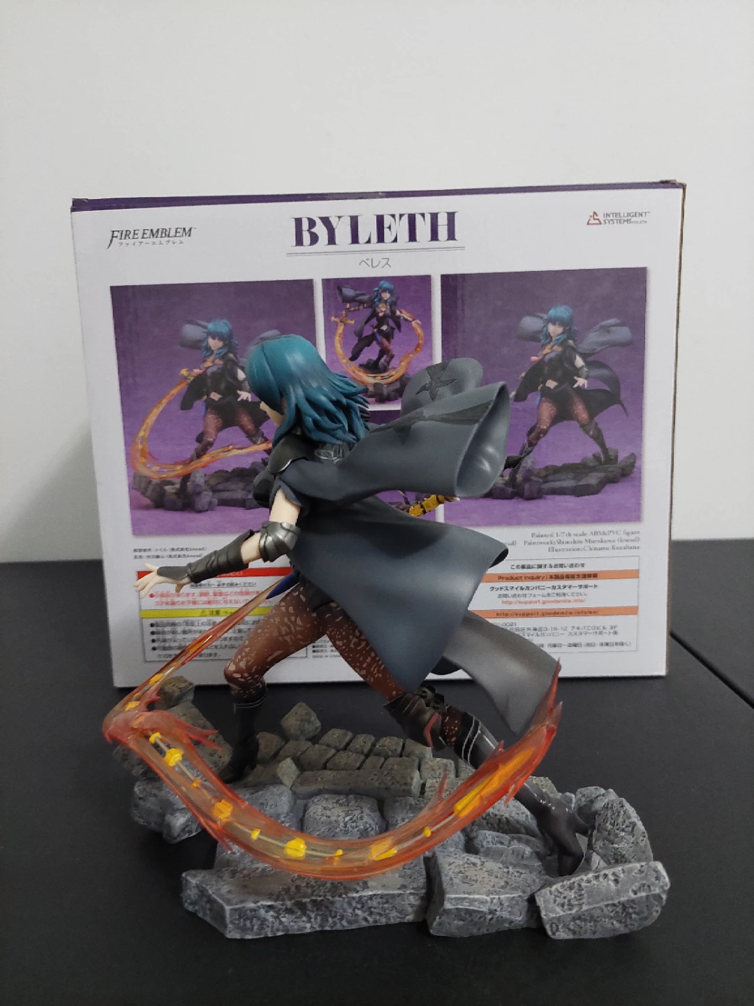 Fire Emblem: Three Houses Byleth Figure - photo 3