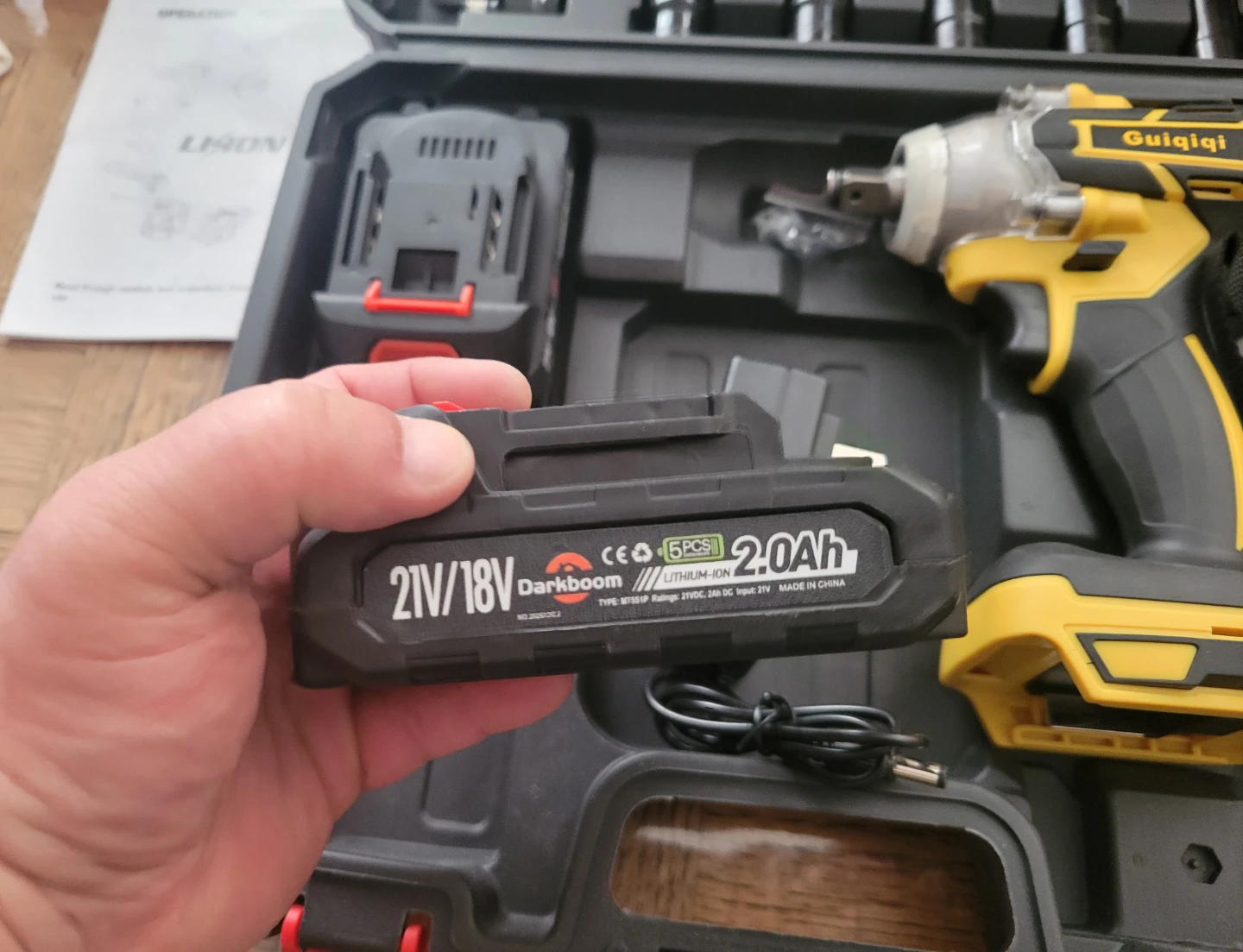 NEW Guiqiqi Impact Wrench Kit w/2 Batteries 2.0Ah - photo 2
