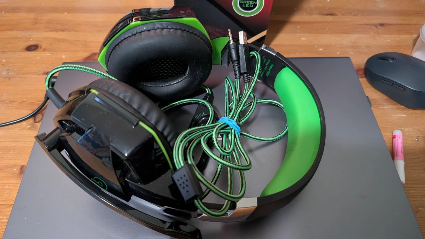 Press Play Alpha Elite Gaming Headset - photo 4