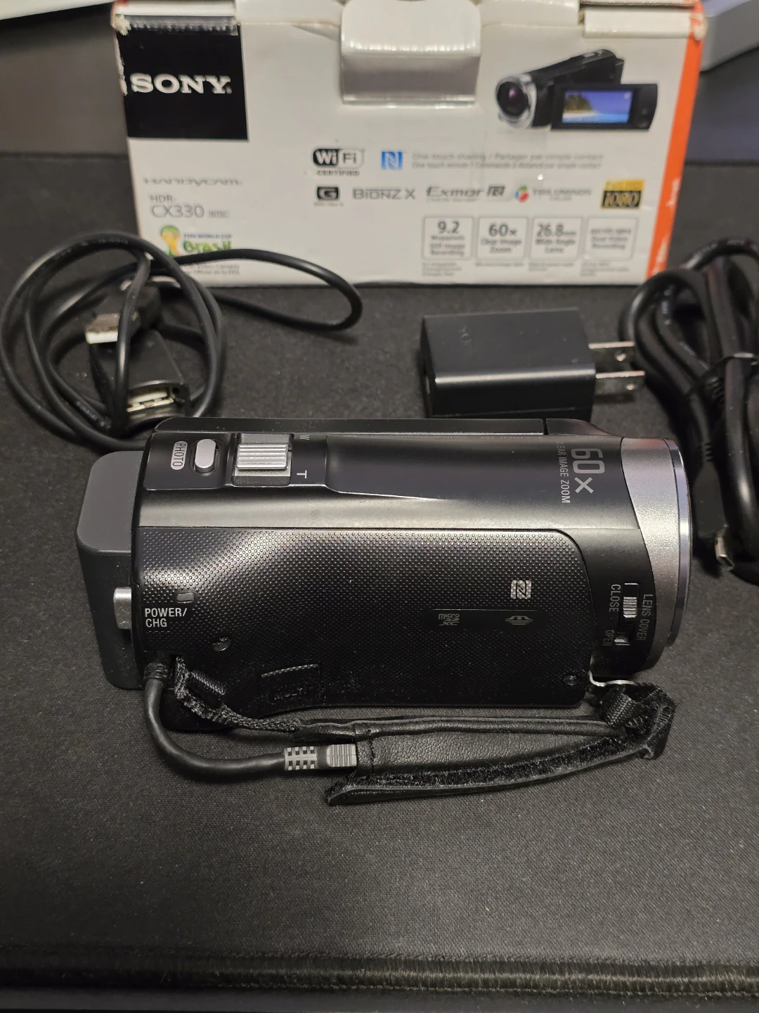 Sony Handycam HDR-CX330 HD Camcorder - Boxed with Accessories - photo 4