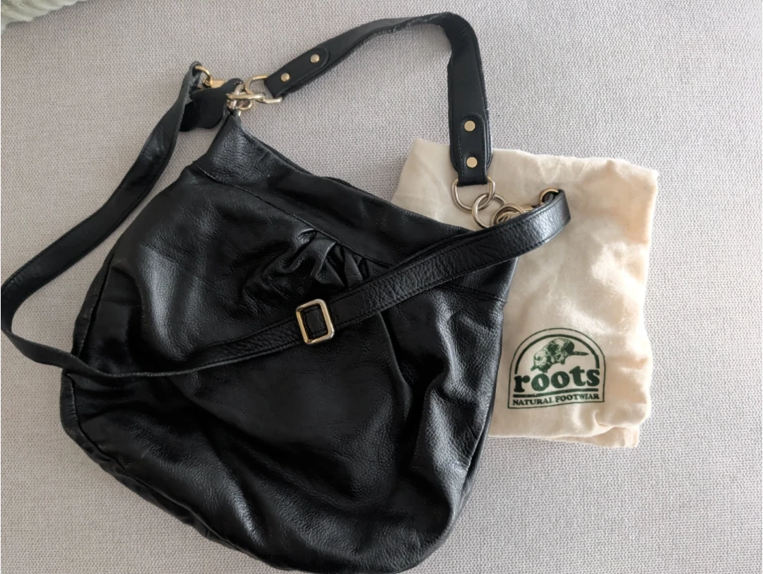 Roots Black Leather Shoulder Bag