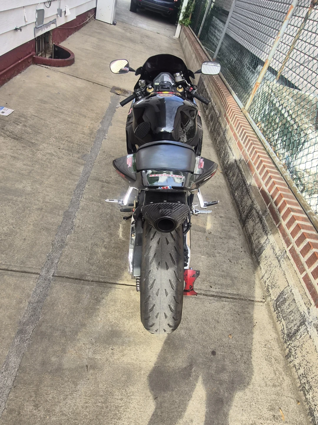 Honda CBR RR Sportbike 1000cc - photo 5