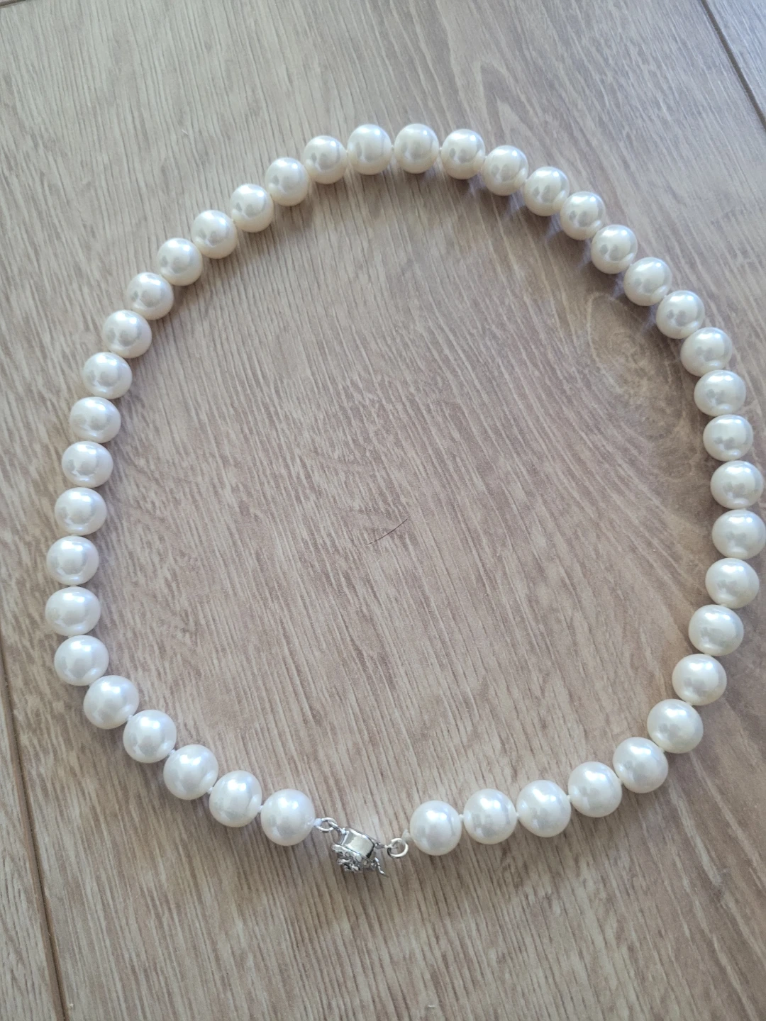 Pearl Necklace with Silver Clasp