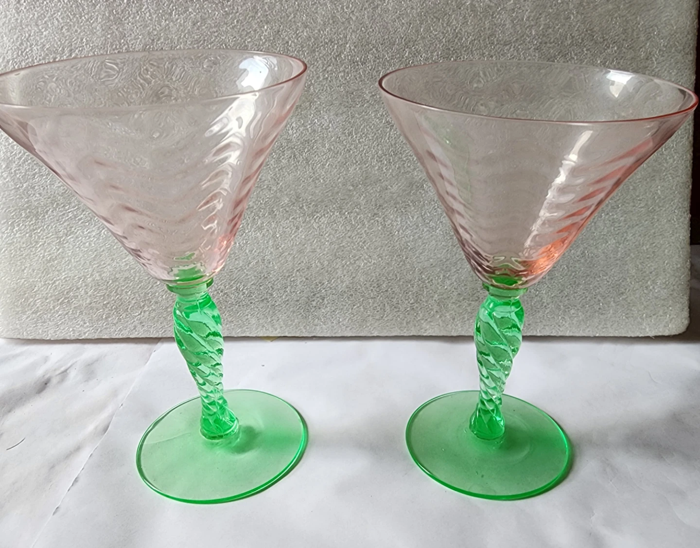 VINTAGE MARTINI GLASS - photo 2