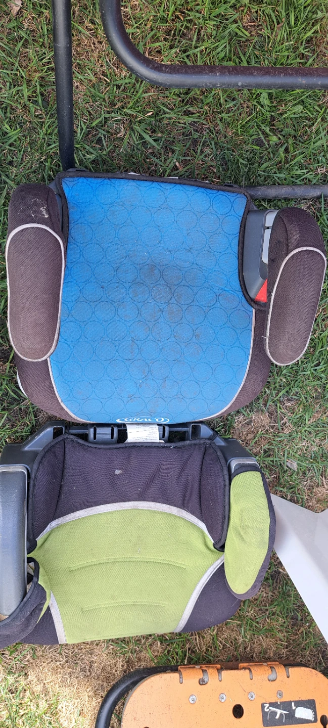 Graco Booster Car Seat - photo 5