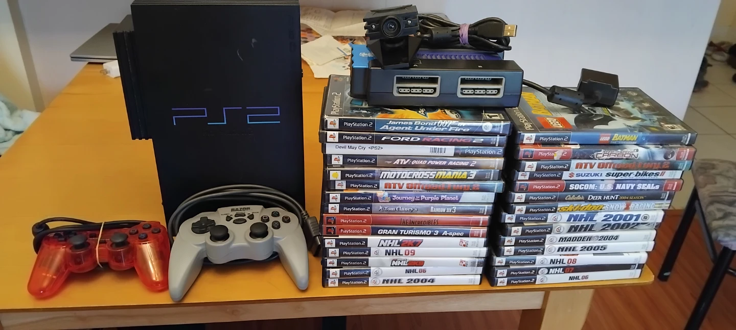 Sony PlayStation 2 Console with 2 Controllers and Games