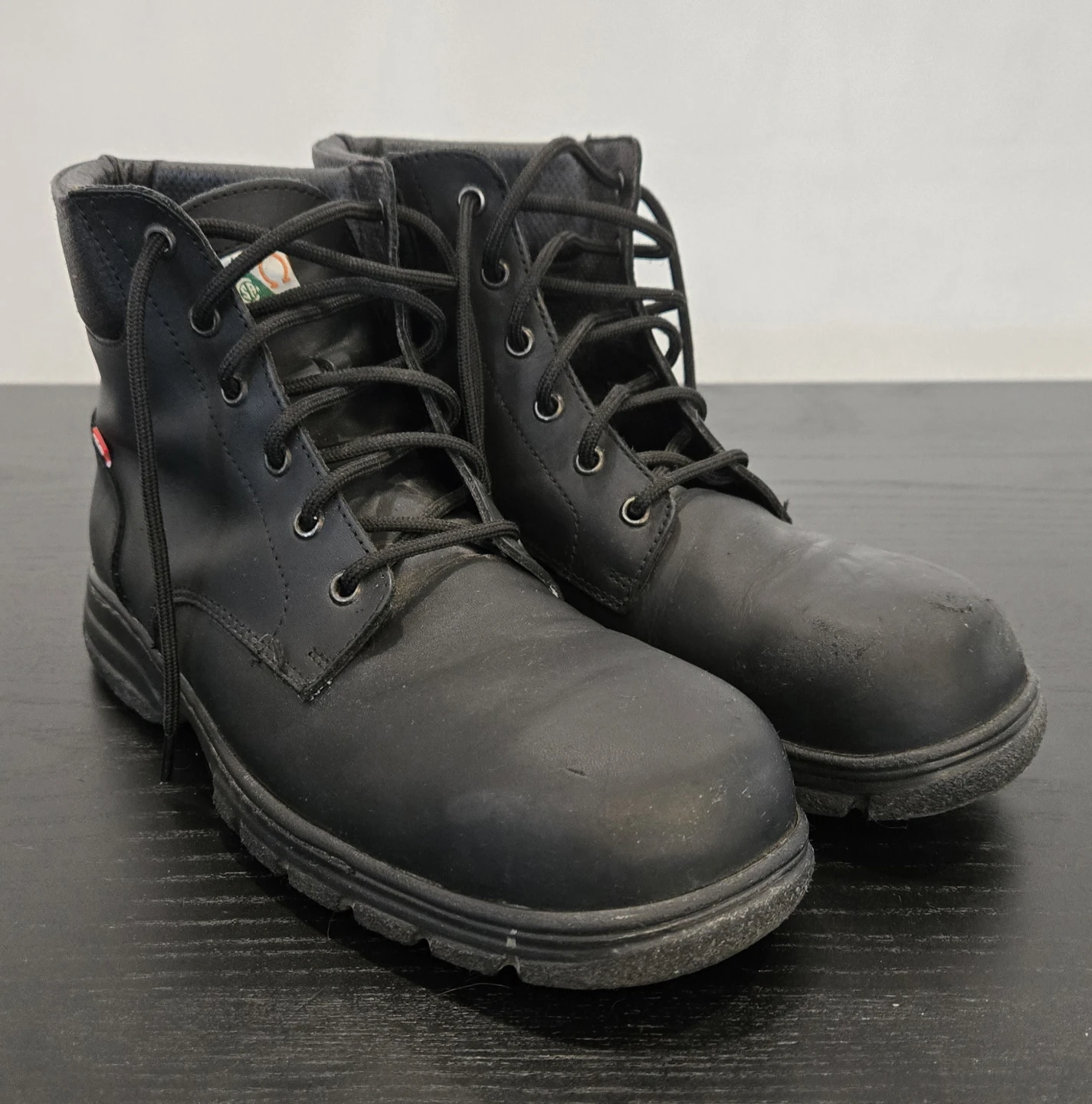 Mellow Walk "Maddy" Work Boots Size 9