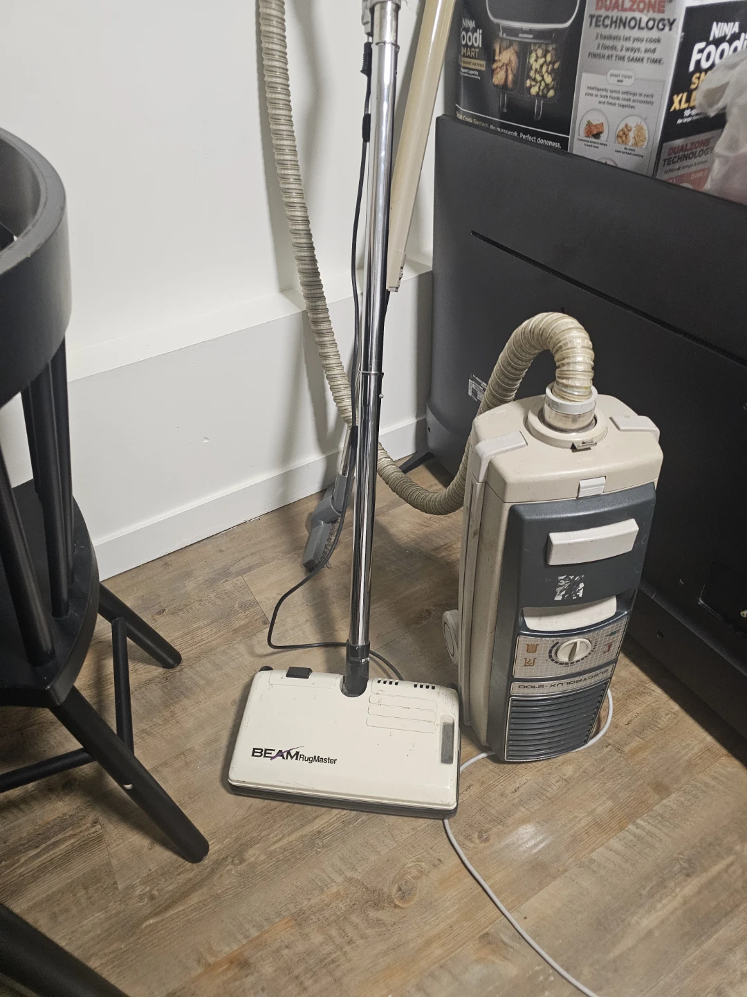 BEAM RugMaster Vacuum Cleaner