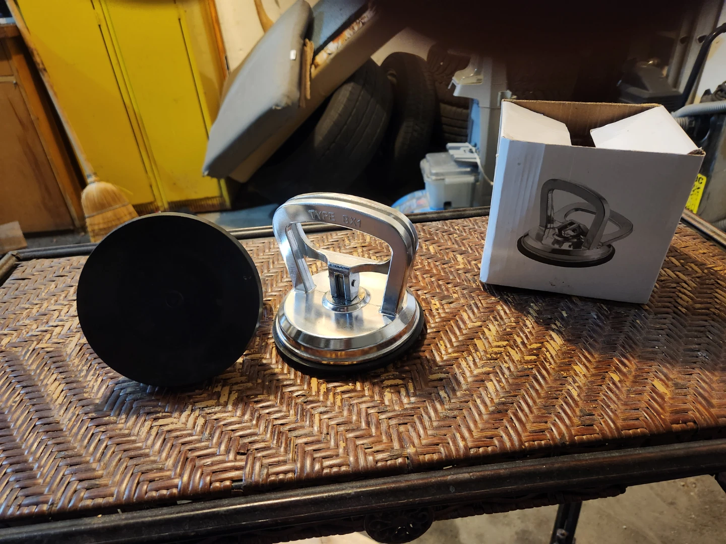 Suction Cup Lifter