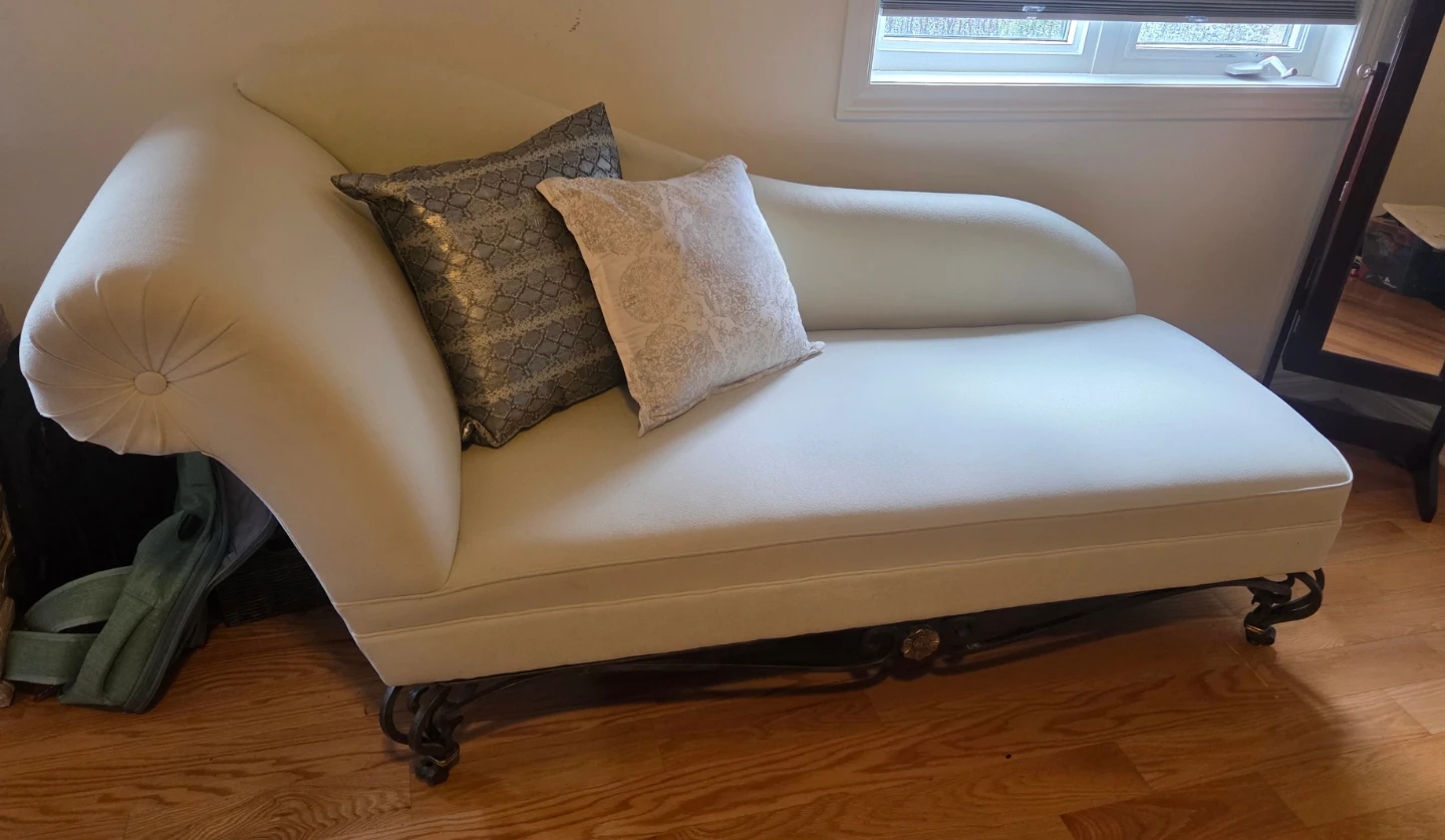 Cream Chaise Lounge with Ornate Metal Legs